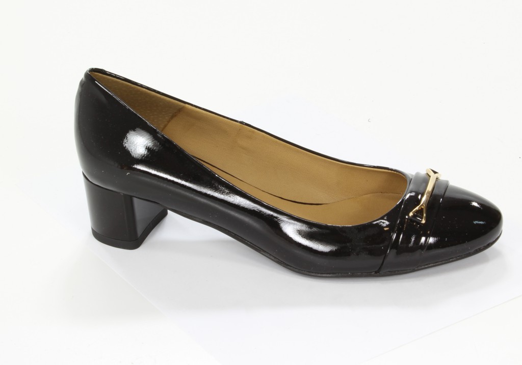 Gino Rossi Półbuty DCF 414-D72-0600-9900-0 Czarny 