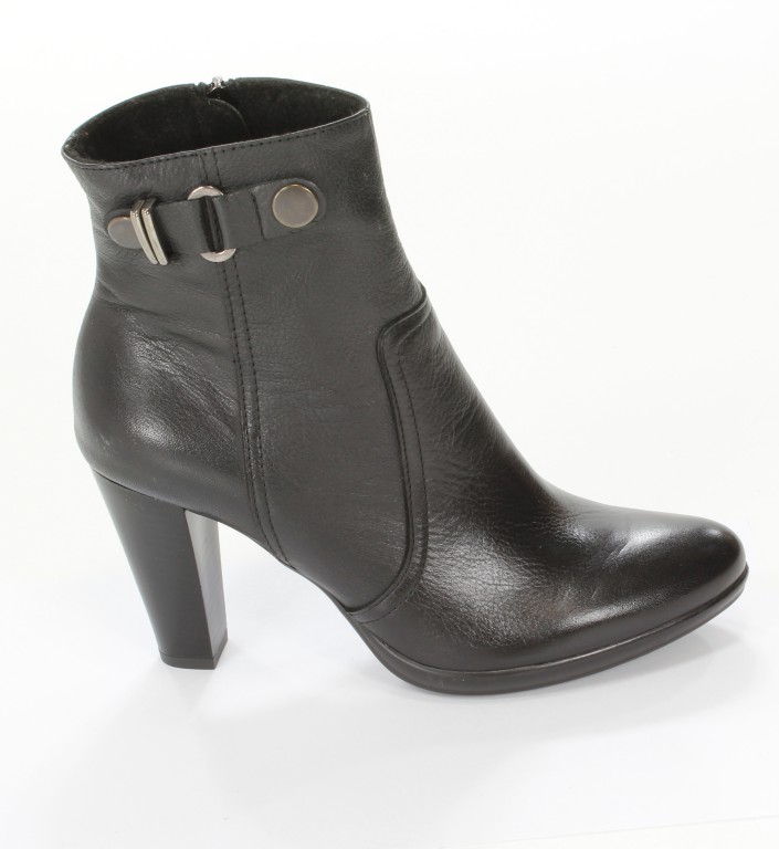 Nessi Botki 33802 Czarny 