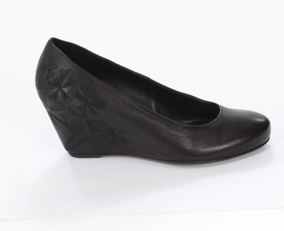 Högl Czółenka 6-10 6020 Schwarz 0100