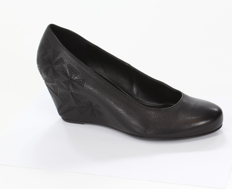 Högl Czółenka 6-10 6020 Schwarz 0100