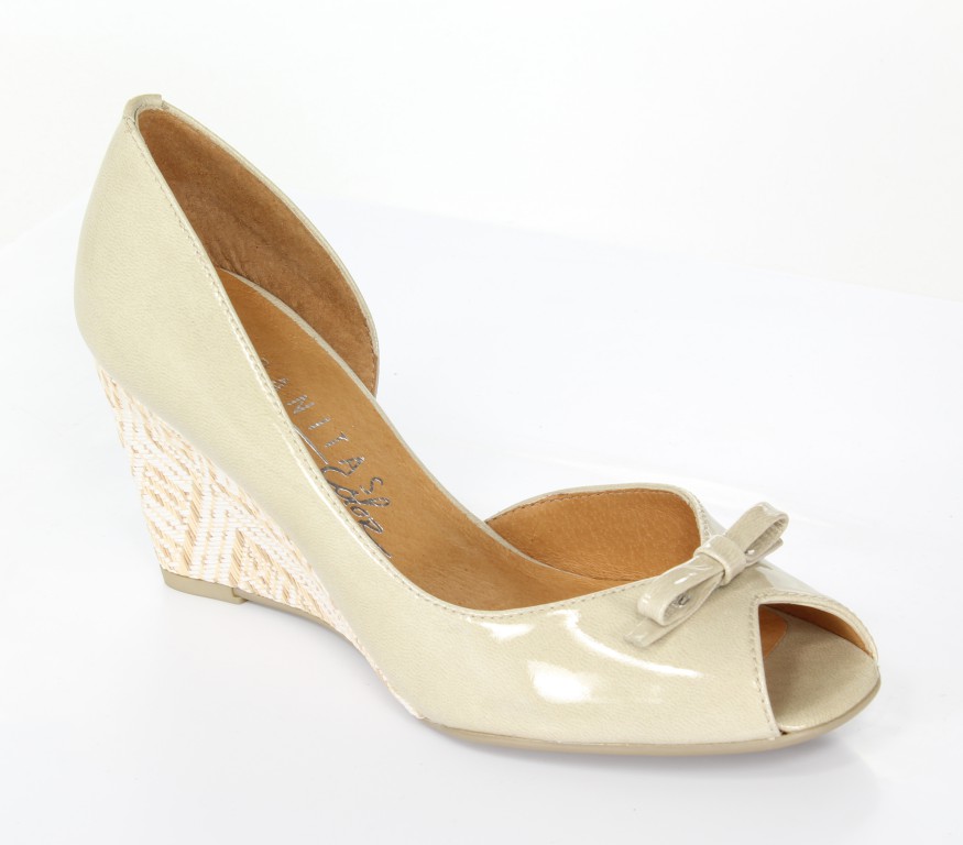 Hispanitas Czółenka HV49217 Kaffir -V4  Bone