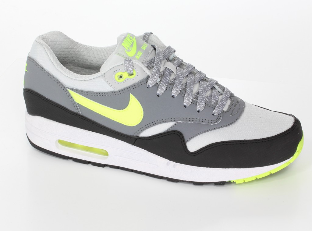 Nike Air Max 1 Essential 537383 070 