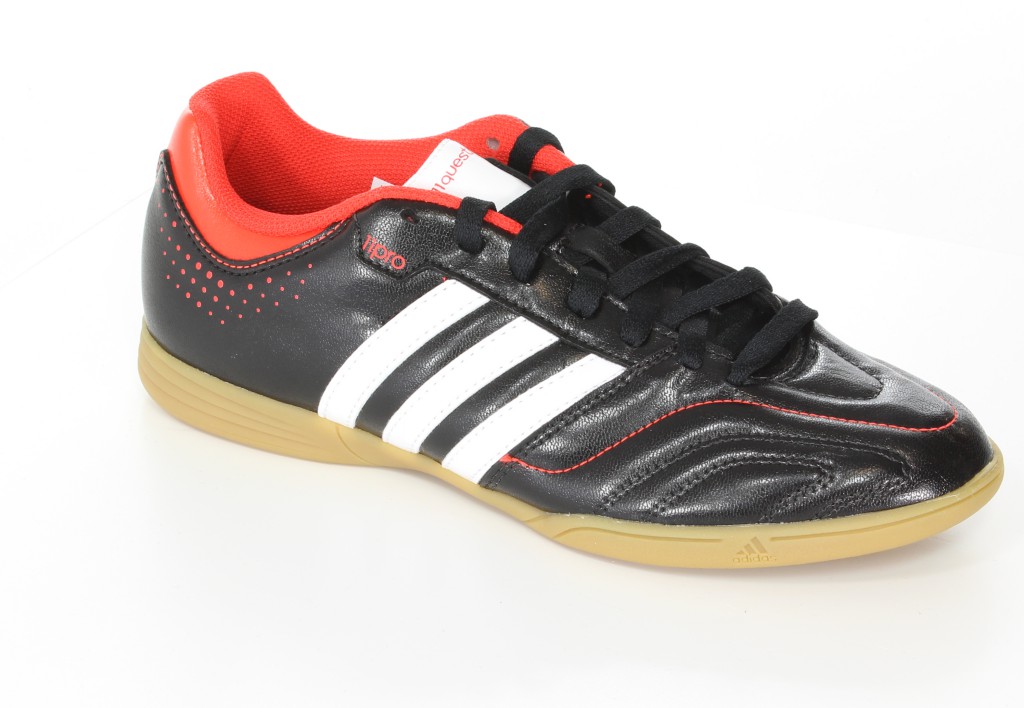 Adidas 11 Questra IN Q23912