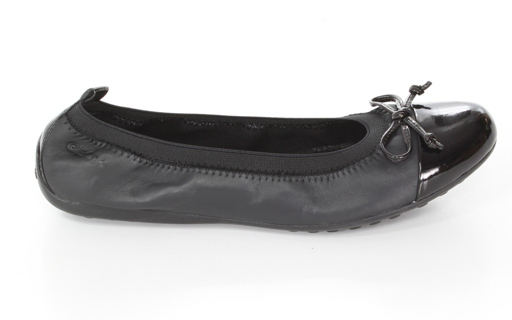 Geox Baleriny J11B0F Czarny 33-41
