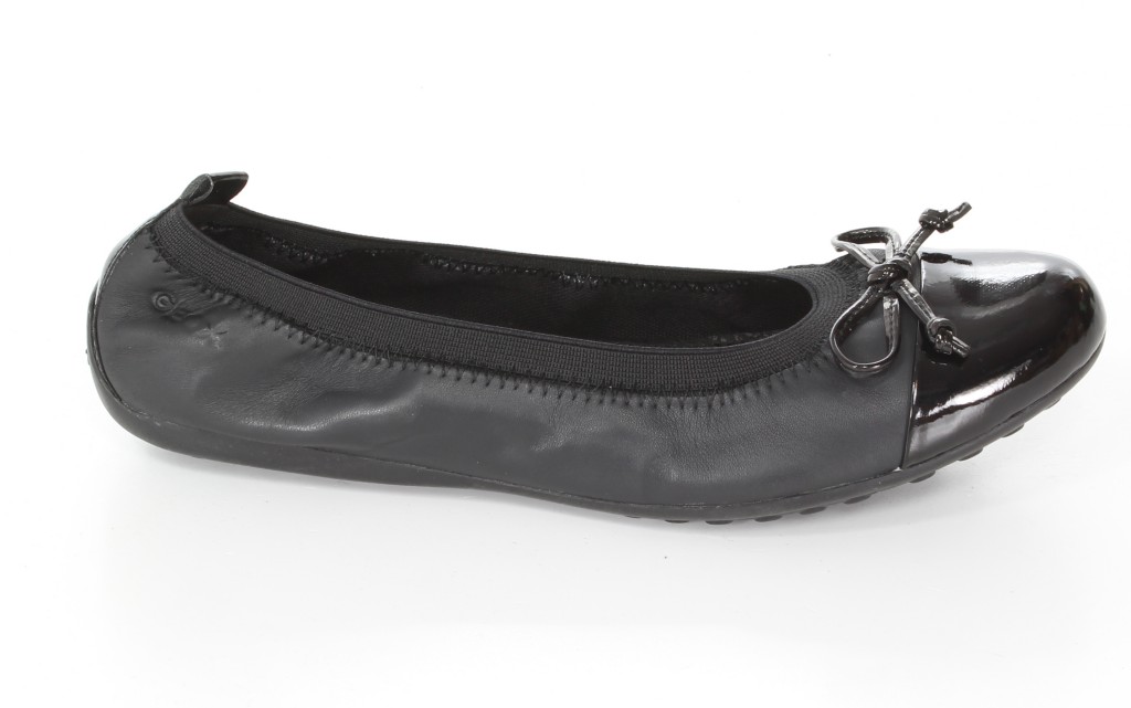 Geox Baleriny J11B0F Czarny 33-41
