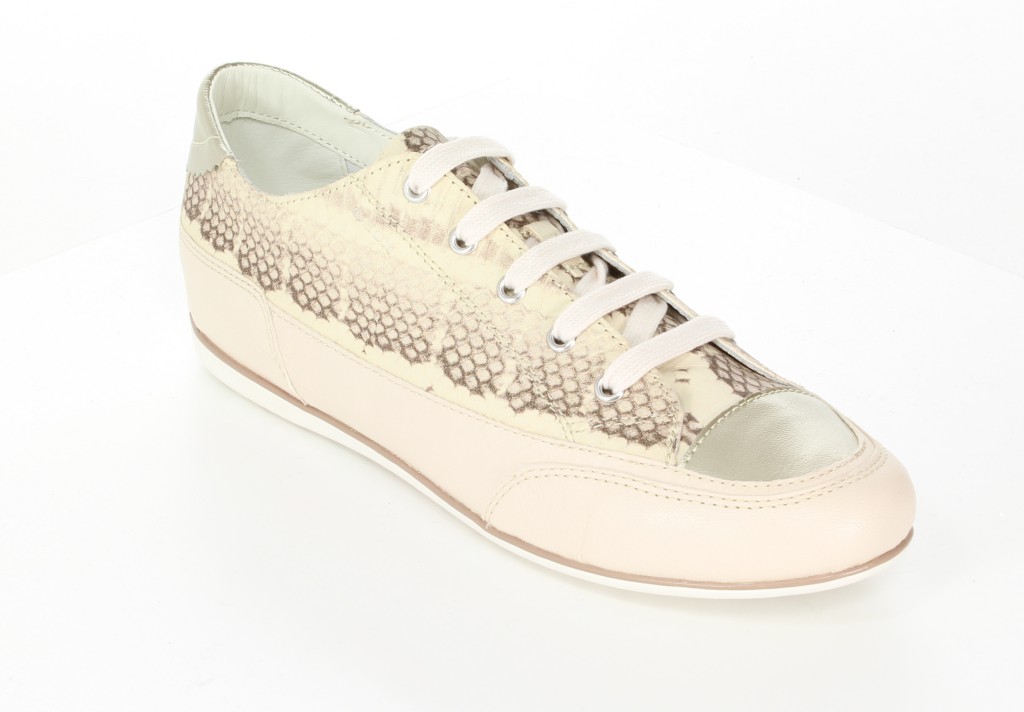 Geox Półbuty D4260A Milk/Skin