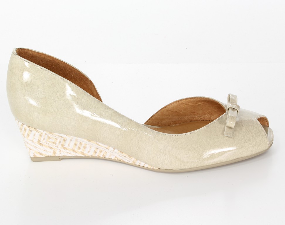 Hispanitas Czółenka HV49371 Kaffir-V4 Bone