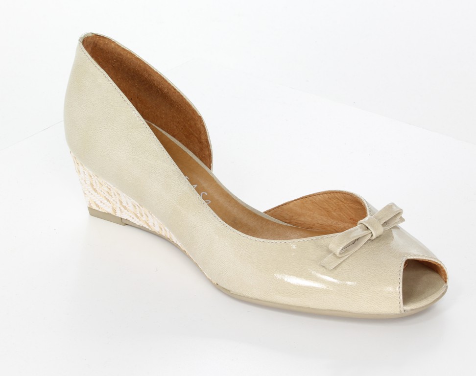 Hispanitas Czółenka HV49371 Kaffir-V4 Bone