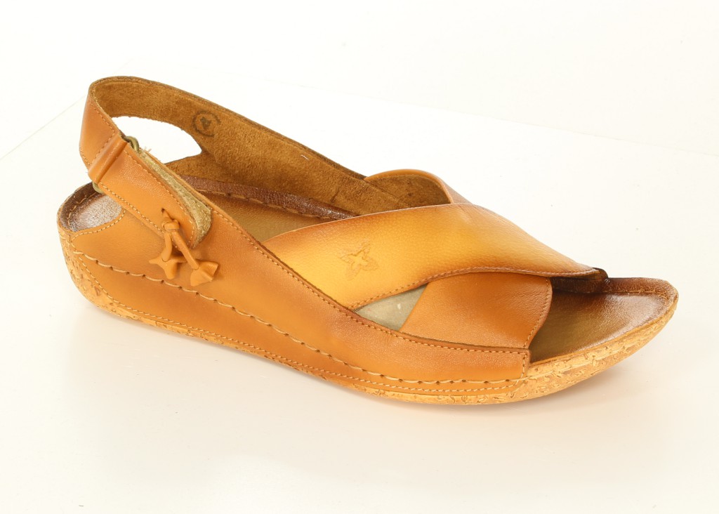 Maciejka Sandały 00994-19/07-6 Brąz