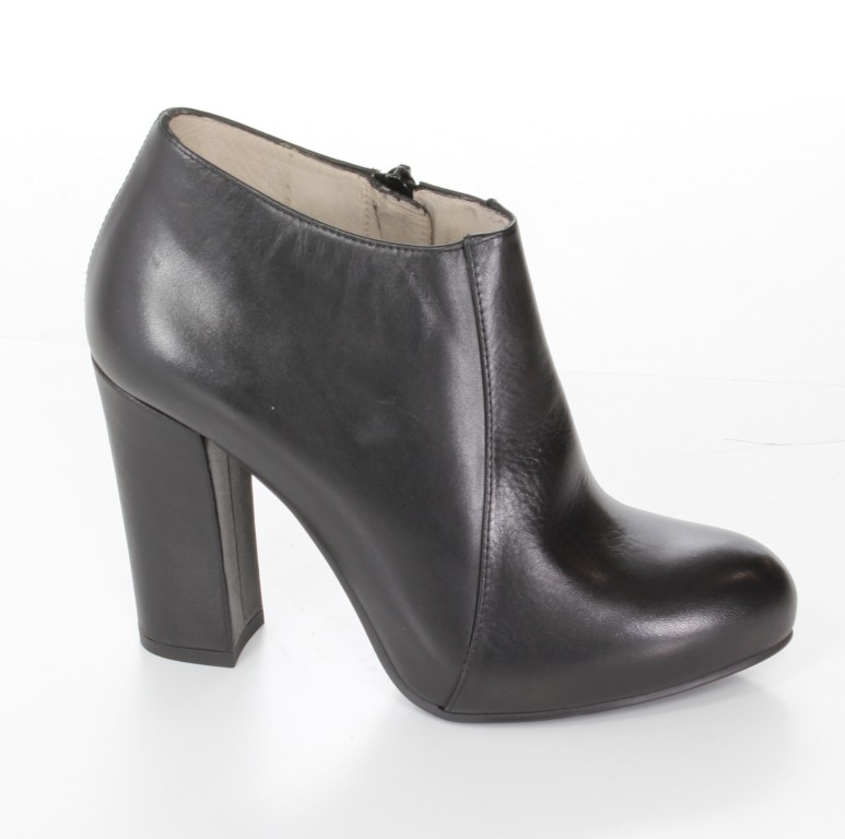 Unisa Botki Sen_To Black Toro 