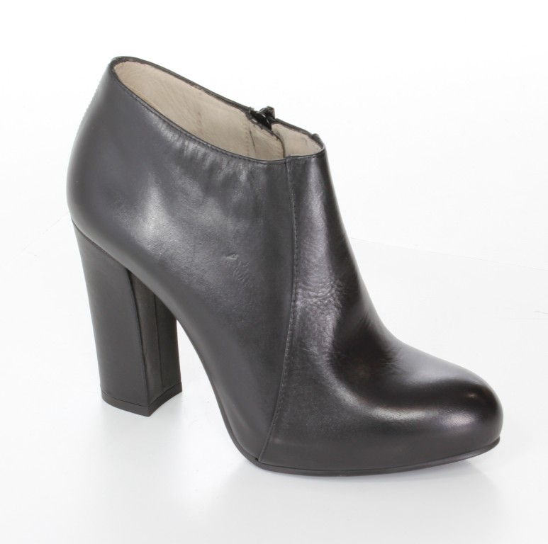 Unisa Botki Sen_To Black Toro 