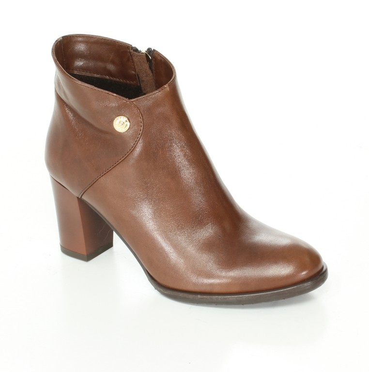 Kotyl Botki 1517 Kasztan L