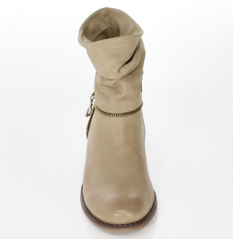 Gerard Trzewiki B200 Capu-R