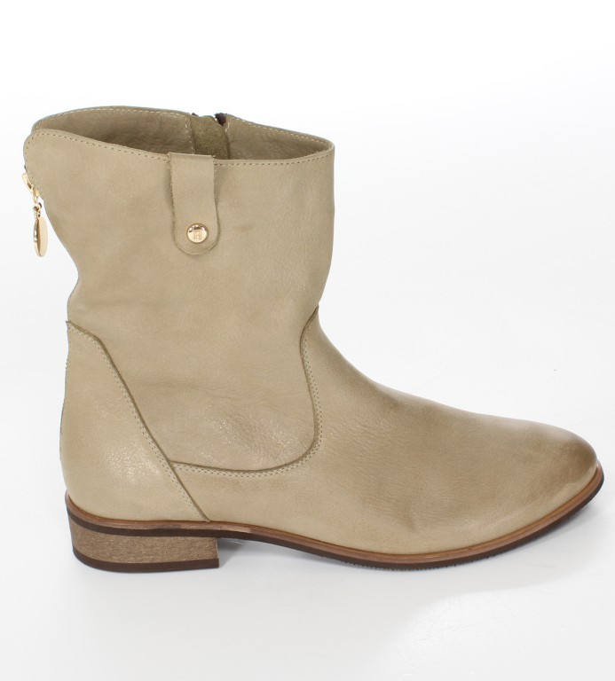 Gerard Trzewiki B370 Capu-R