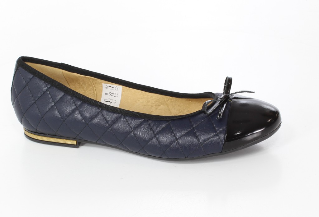 But-S Baleriny W322-K2B Granat