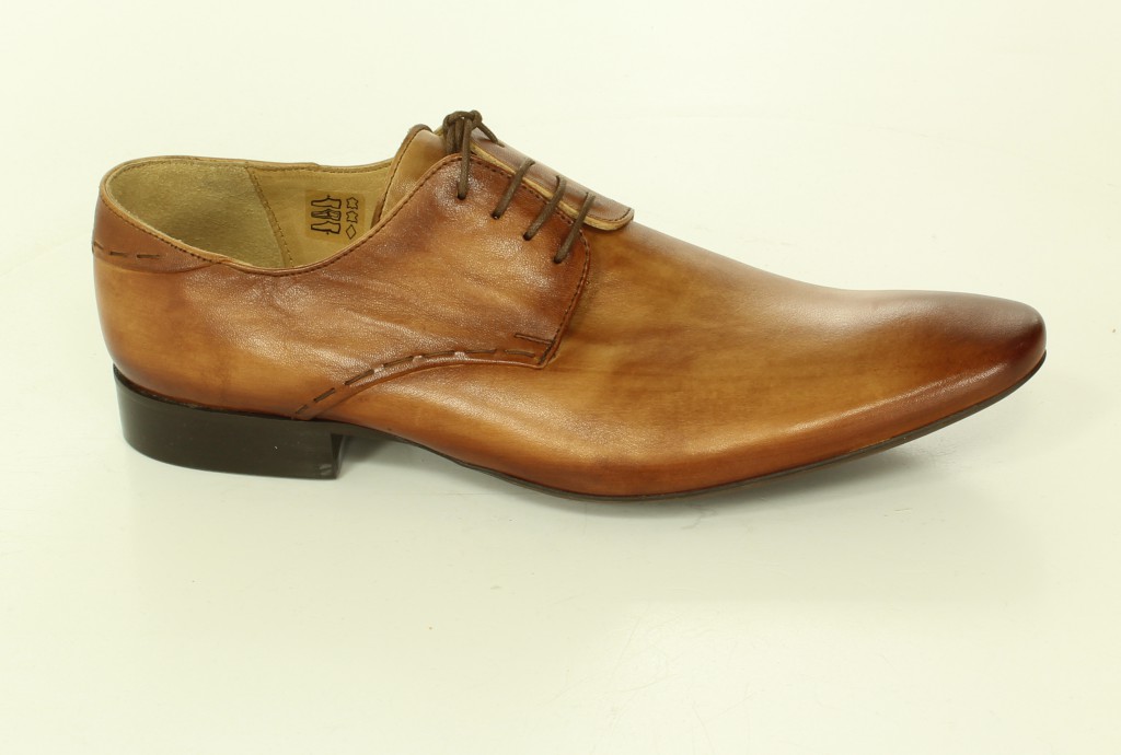 Conhpol Półbuty C-3225-8 Brąz