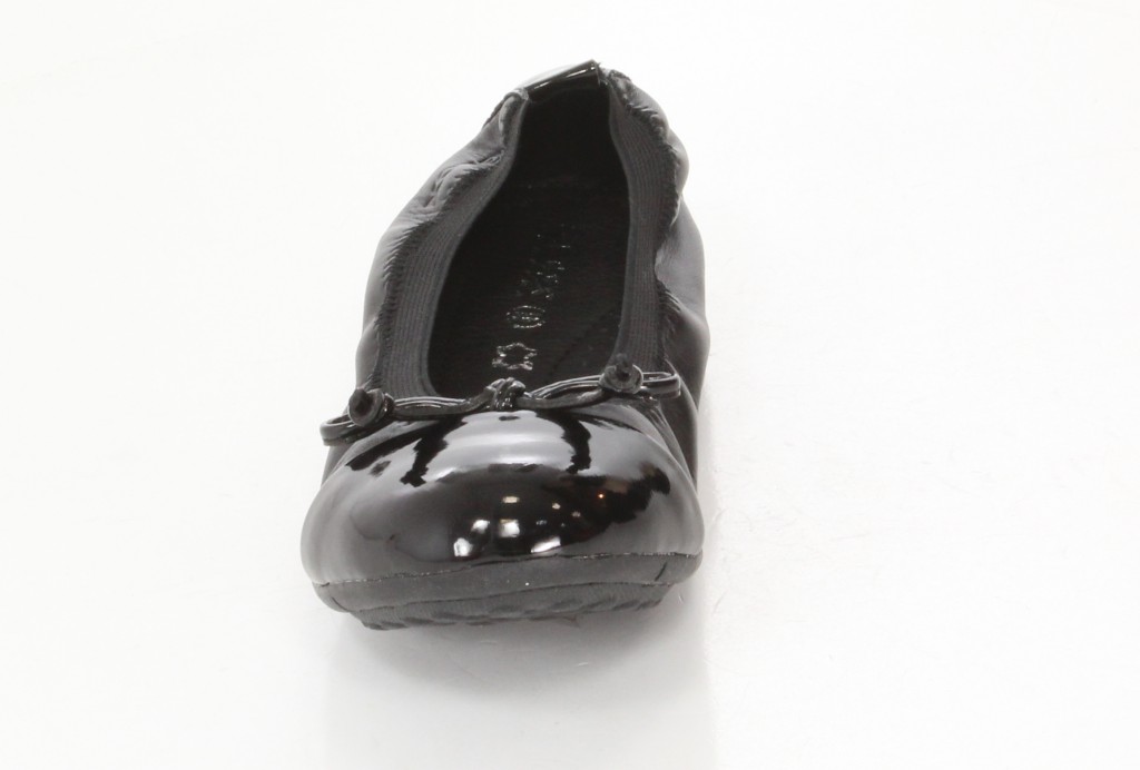 Geox Baleriny J11B0F Czarny 28-32
