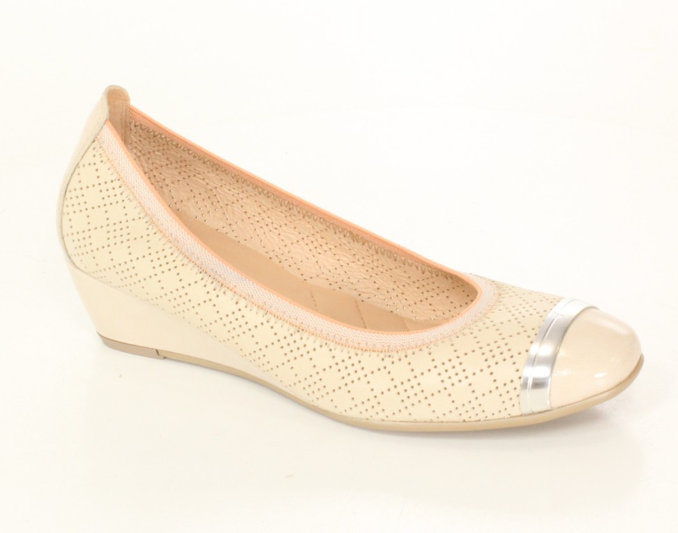 Hispanitas Czółenka HV51224 Kaffir Bone