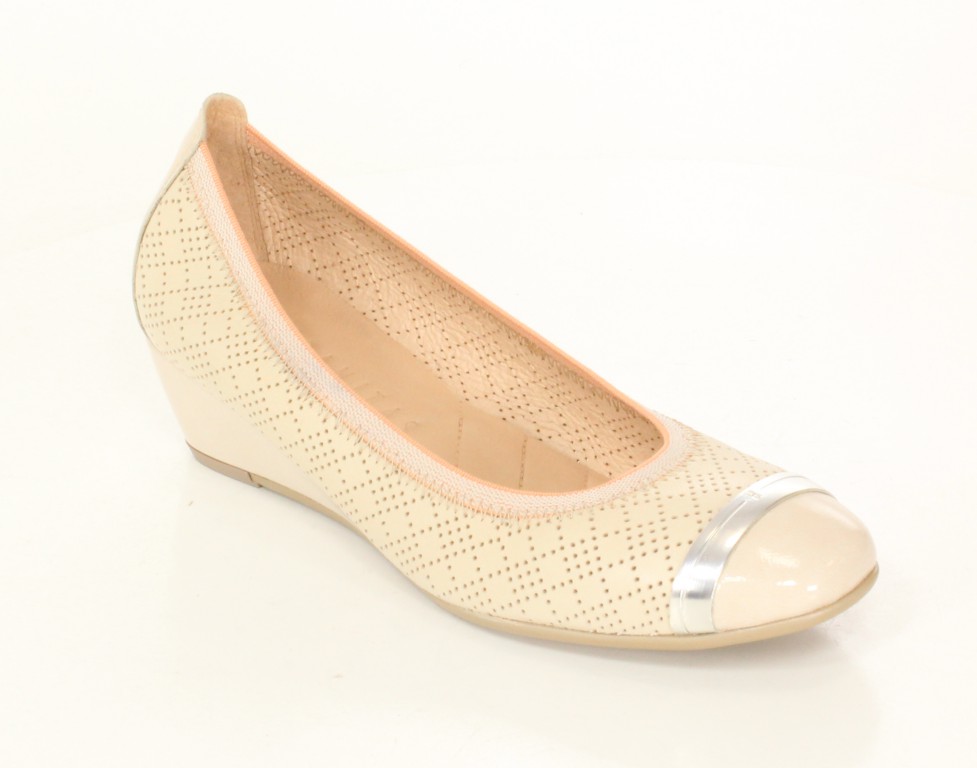 Hispanitas Czółenka HV51224 Kaffir Bone
