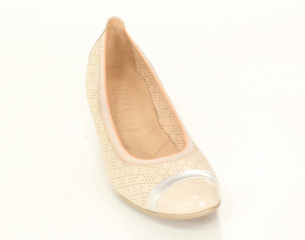 Hispanitas Czółenka HV51224 Kaffir Bone