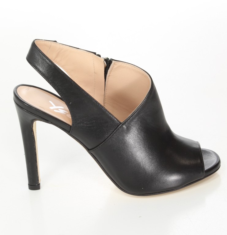 Ysatis Sandały 2037 Vitello Nero