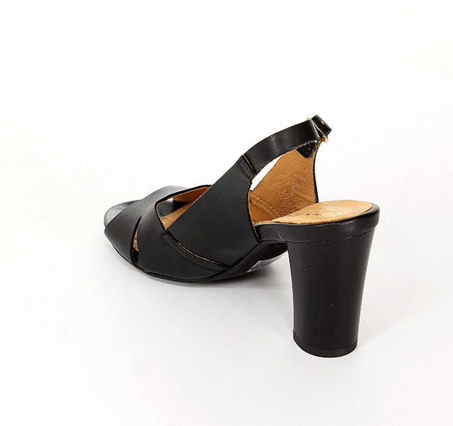 Eksbut Sandały 35-3593-139 Czarny Lic