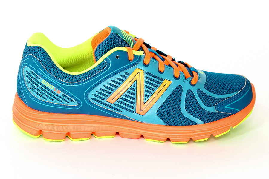 New Balance W690H03