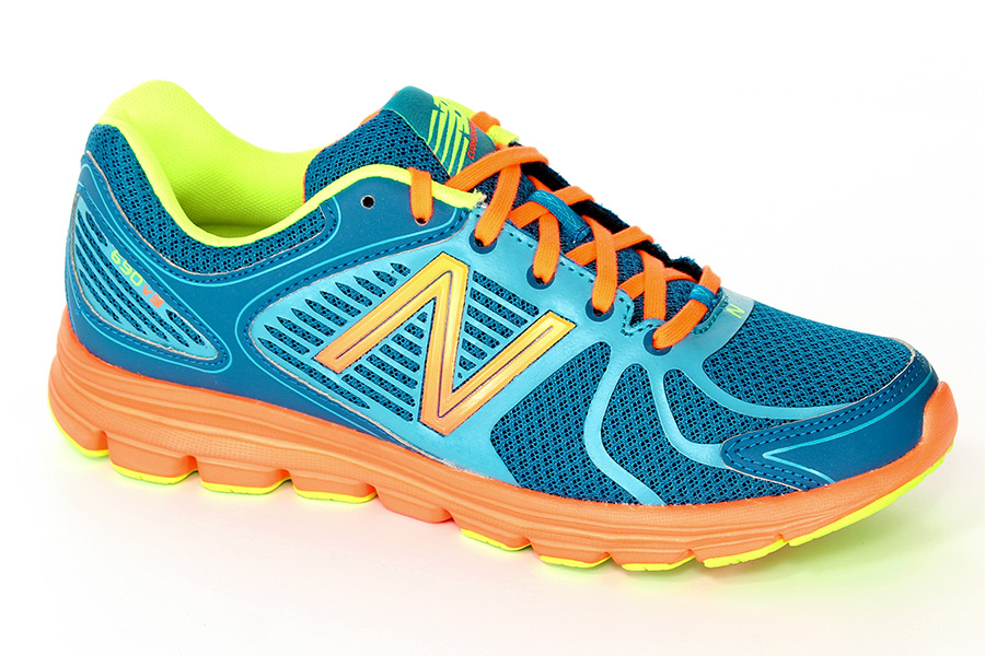 New Balance W690H03