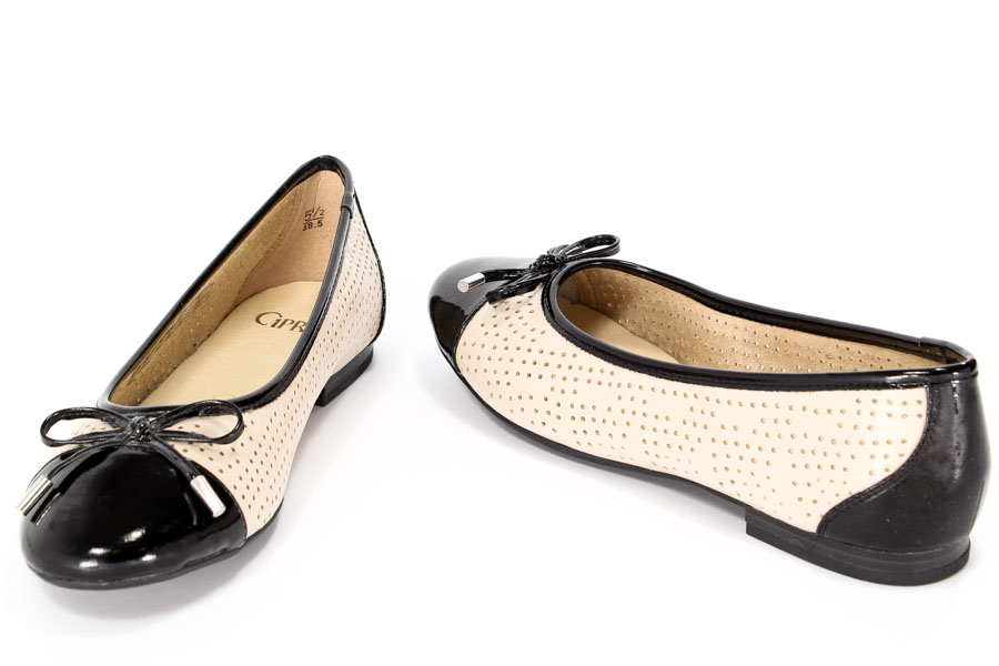 Baleriny Caprice 9-22105-26 344 Sand Su/Blk Pa