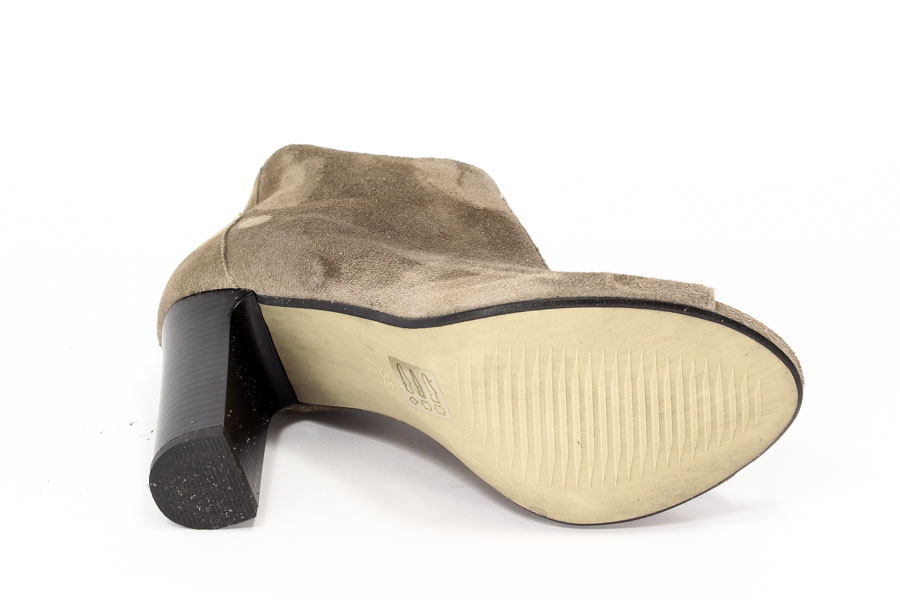 Botki Carinii B3362/H02-000-953 Welur Lestrosa