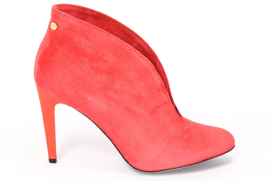 Botki Carinii B3255-F37-000-000-A92 Suede 0336 