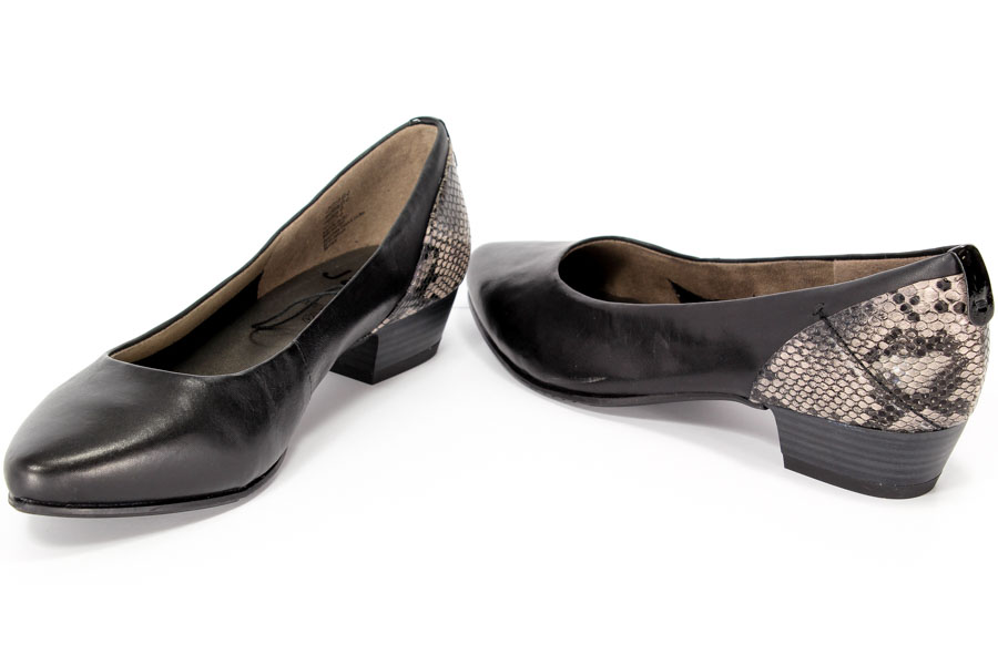 Czółenka Jana 8-22200-26 001 Black