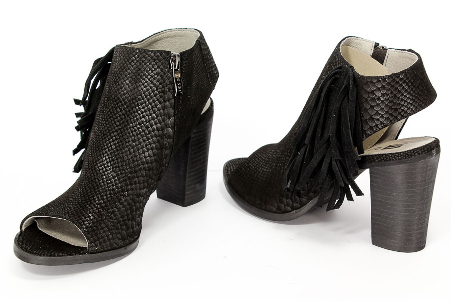 Botki Nessi 81506 Czarny AN