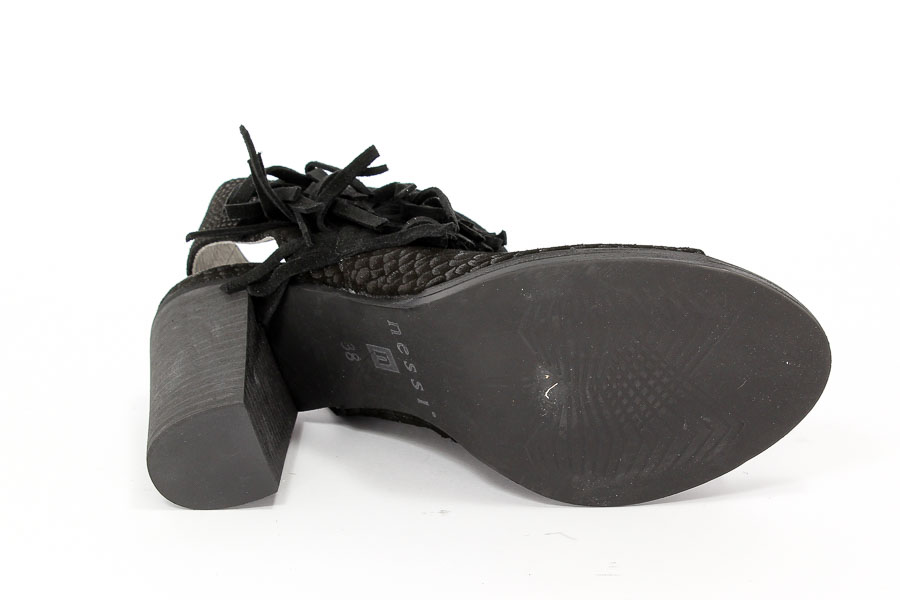 Botki Nessi 81506 Czarny AN
