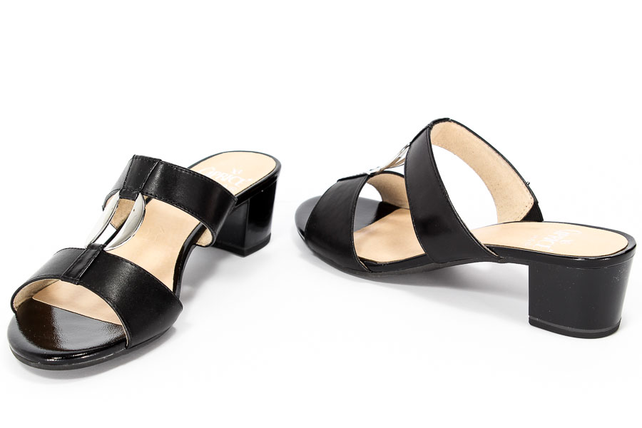 Klapki Caprice 9-27200-26 001 Black