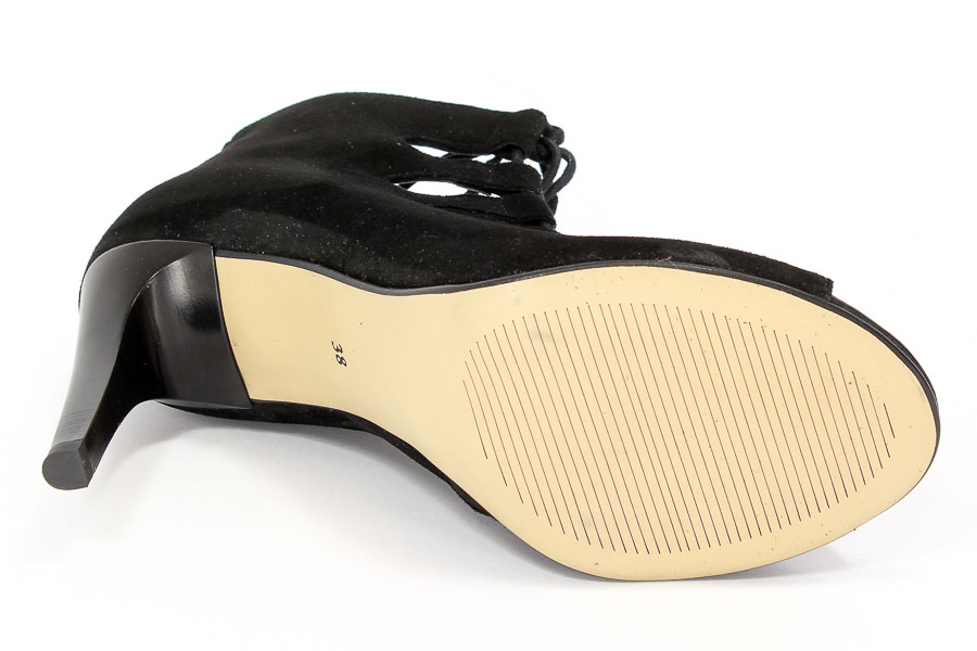 Botki Eksbut 36-4099-136 Czarny welur 