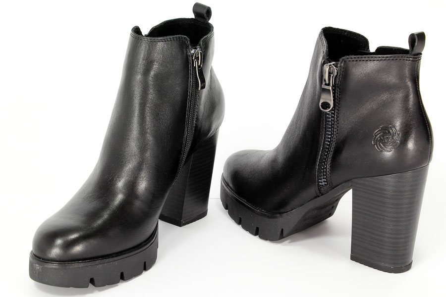 Botki Marco Tozzi 2-25802-27 002 Black Antic
