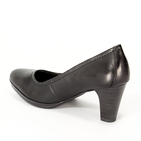 Czółenka Jana 8-22405-27 001 Black
