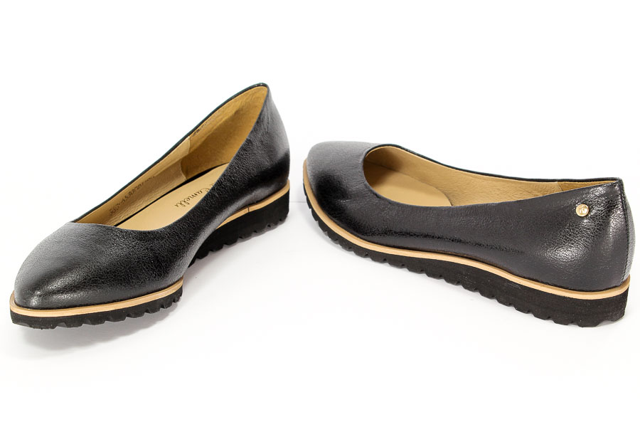 Baleriny Klimpol by Laura Camelli 360-653 Czarne