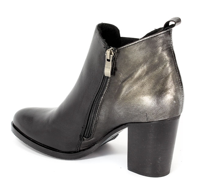 Botki Eksbut 66-4267-155/E04 Czarny Lic