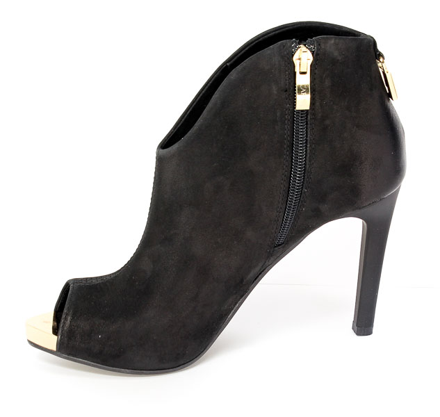 Botki letnie Carinii B3874-360-000-C23 Czarny