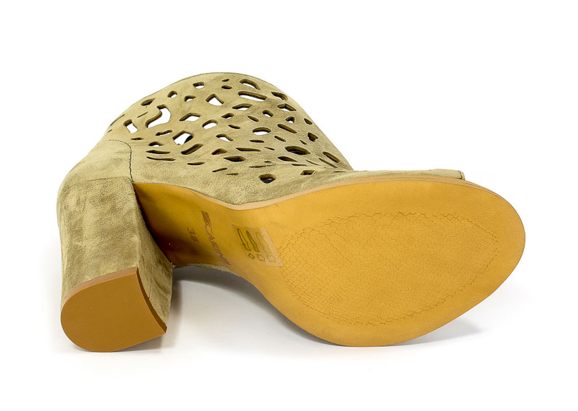 Botki Letnie Carinii B3976-I94-000-000-C36 Oliwka