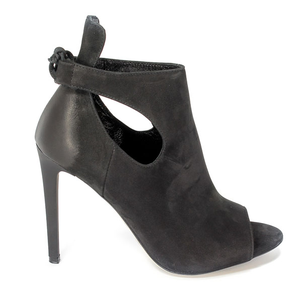 Botki Letnie Carinii B3896-360-000-000-B40 Czarny