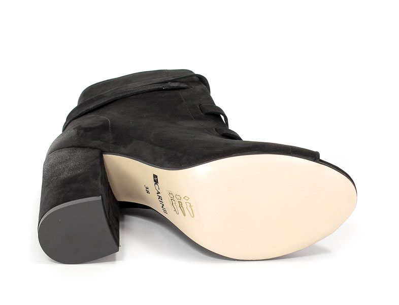 Botki Letnie Carinii B3854-360-000-000-C00 Czarny