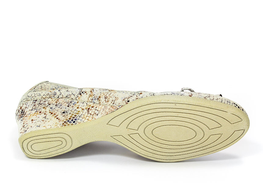 Półbuty Caprice 9-22451-28 112 Offwhite Re.Mu