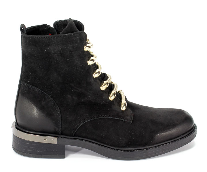 Trzewiki Carinii B4141-360-000-POL-C49 Czarny