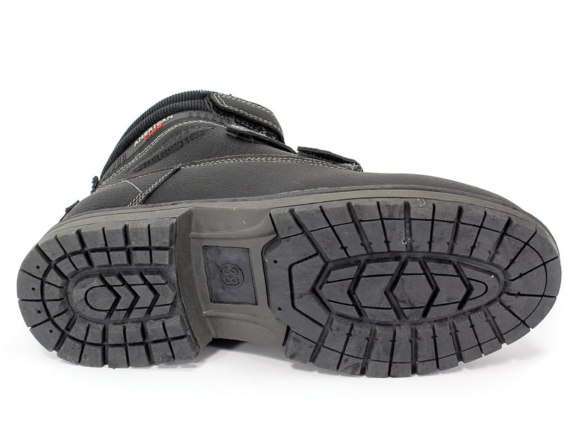 Trzewiki American 8610085V Black