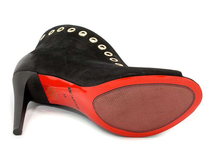 Botki Carinii B4343-360-000-000-B16 Czarny