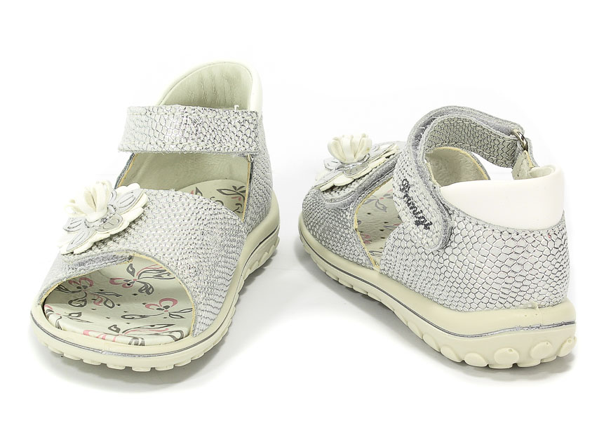 Sandały Primigi 1361700 Vi.St.Tejus Lam/Arge r.18-26