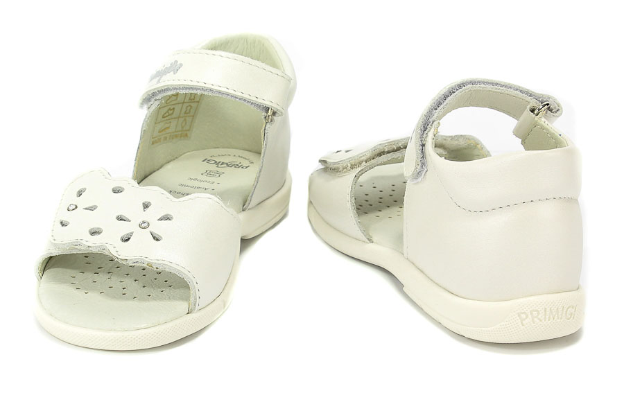 Sandały Primigi 1402022 Nappa Perlata/Bianco r.18-26